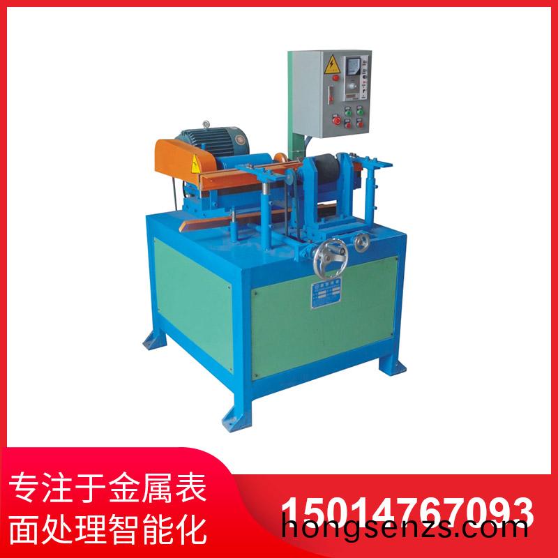 小型圓筦拋光機(jī)實(shí)(shi)際撡作(zuo)非常簡(jiǎn)單